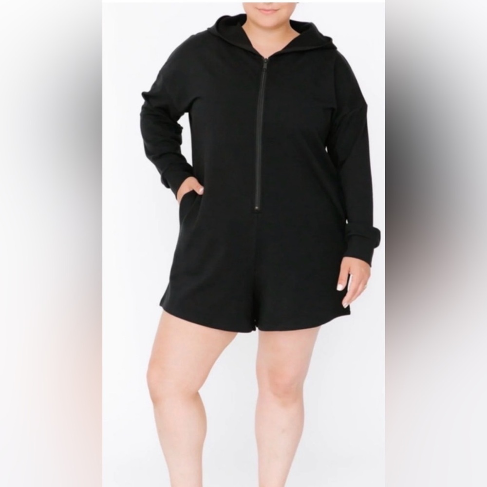 Smash + Tess Women's Long Sleeve Black Romper Shorts